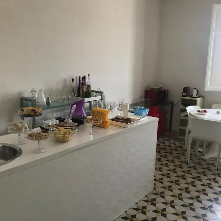 Domus Dotta Guest house *